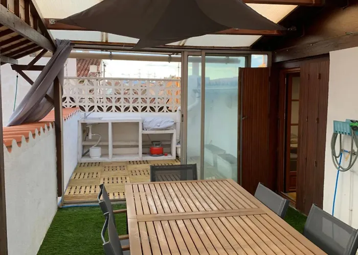 Avec Toit Terrasse Apartament *